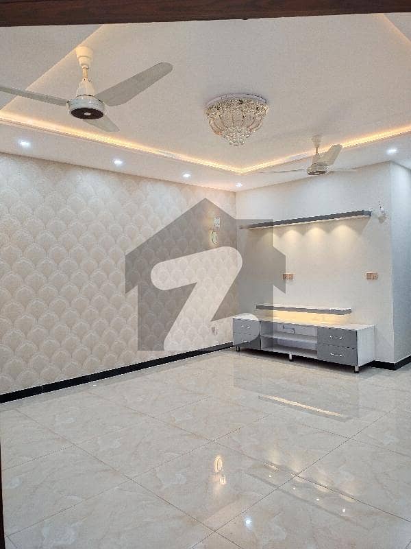 14 Marla Upper Portion Available For Rent In Dha Phase 1