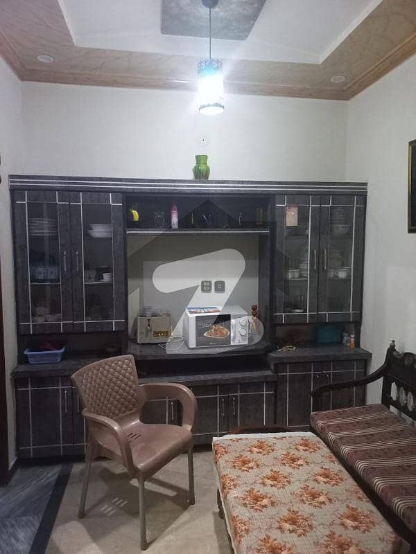لالہ زار گارڈن فیز 1 لالہ زار گارڈن لاہور میں 3 کمروں کا 3 مرلہ مکان 74 لاکھ میں برائے فروخت۔