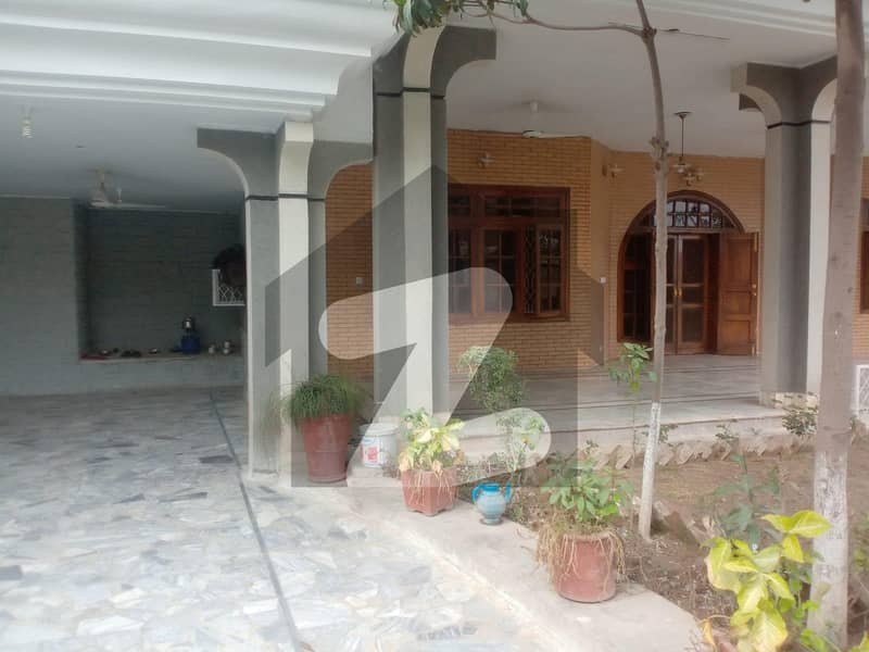 2 Kanal House For Sale In Rs. 100,000,000 Only