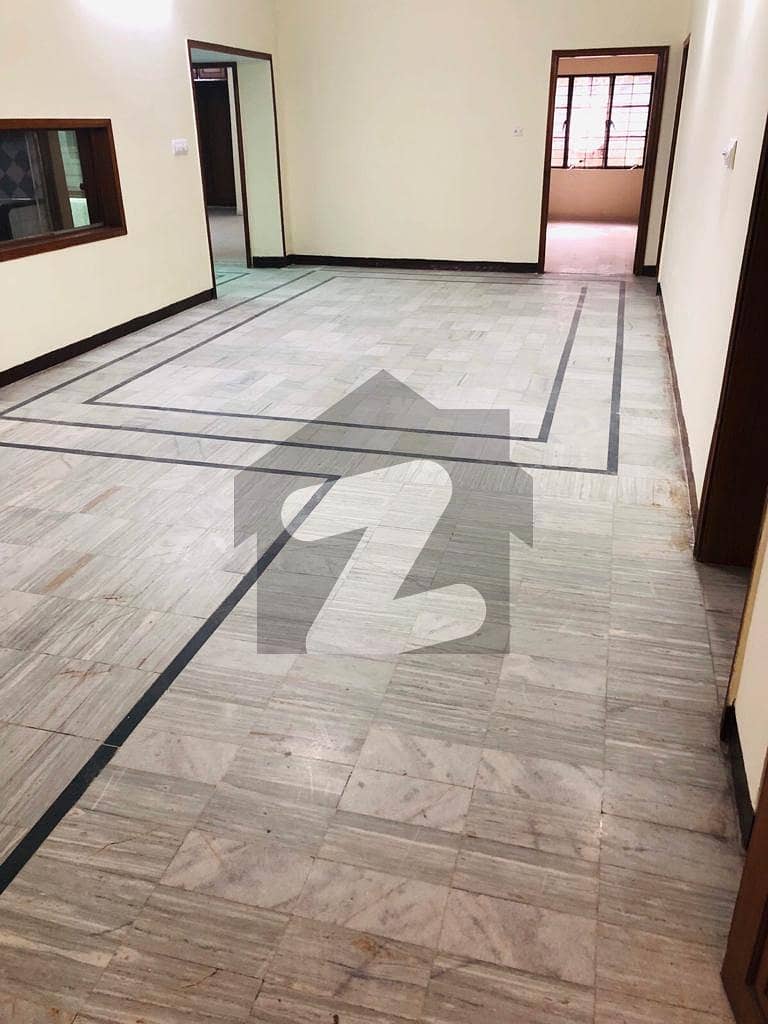 Centrally Located House In Model Town - Block C Is Available For Rent
