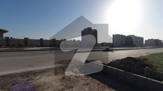 Plot for sale 600 sq ft 20x30 Commercial in Bahria town phase 8 E  block Blowhard Hight view Location