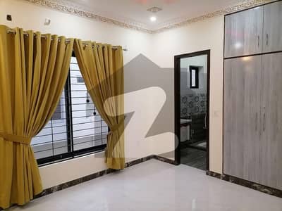 Idyllic Lower Portion Available In Gulnishan Park For rent