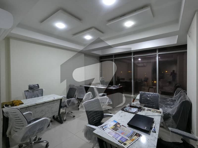 550 Square Feet Spacious Office Is Available In Dominion Business Center 2 For rent