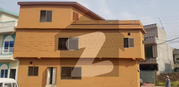 A Newly Built Corner Triple Storey Good Location House For Sale