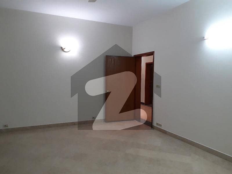 Dha 1 Kanal Facing Park Adorable Upper Portion For Rent In Phase 4