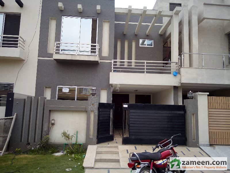 5 Marla Brand New House For Sale In Dha