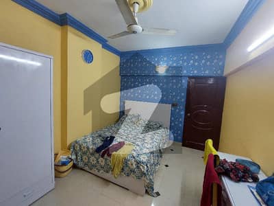 ناظم آباد 1 - بلاک ای ناظم آباد 1 ناظم آباد کراچی میں 6 کمروں کا 9 مرلہ مکان 4 کروڑ میں برائے فروخت۔