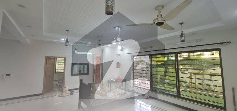 G-11-3 Beautiful 500 Yards Corner House With Full Basement Top-of-the-line Location Price 13 Crores 50 Lacs