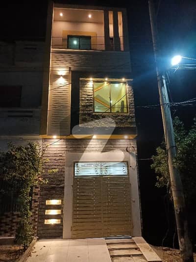 نوشہرہ سنسی روڈ گوجرانوالہ میں 5 کمروں کا 3 مرلہ مکان 60 لاکھ میں برائے فروخت۔