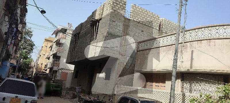 ناظم آباد - بلاک 5سی ناظم آباد کراچی میں 2 کمروں کا 4 مرلہ بالائی پورشن 51 لاکھ میں برائے فروخت۔