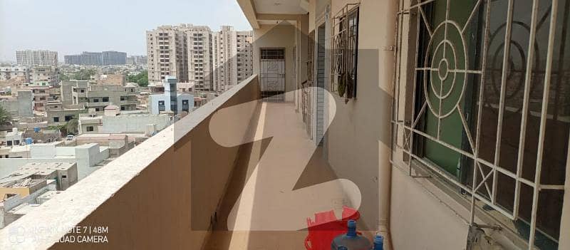 گلستانِِ جوہر ۔ بلاک 7 گلستانِ جوہر کراچی میں 3 کمروں کا 10 مرلہ پینٹ ہاؤس 1.4 کروڑ میں برائے فروخت۔