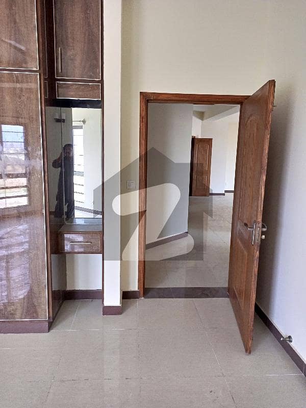 3 Bed Apartment Available For Rent In Dha 5 Askari Tower 3