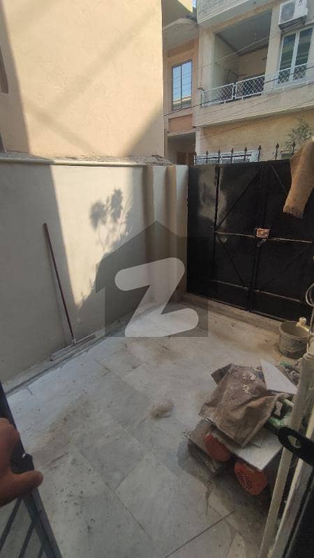 1125 Square Feet Lower Portion For Rent In The Perfect Location Of Johar Town Phase 1 - Block D