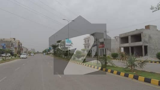 شادمان انکلیو لاہور میں 5 مرلہ رہائشی پلاٹ 17.5 لاکھ میں برائے فروخت۔