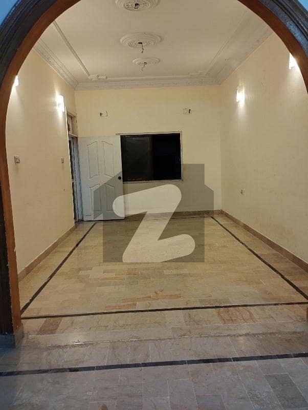 کے این گوہر گرین سٹی شاہراہِ فیصل کراچی میں 4 کمروں کا 4 مرلہ مکان 1.3 کروڑ میں برائے فروخت۔