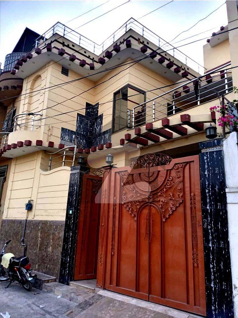 ورسک روڈ پشاور میں 5 کمروں کا 6 مرلہ مکان 2.3 کروڑ میں برائے فروخت۔