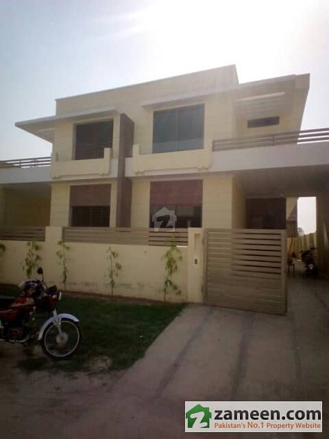 10 Marla Beautiful House Is Available