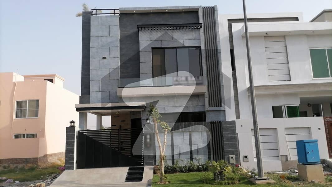 To sale You Can Find Spacious House In DHA 11 Rahbar Phase 1