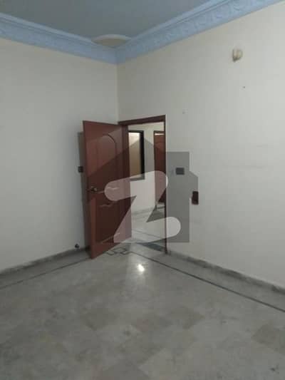 120 Yard Commercial Godown Parking Space Separate Entrance Near Iqra University