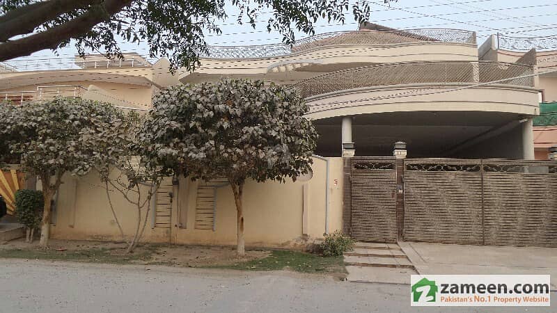 3 Storey House Is Available For Sale