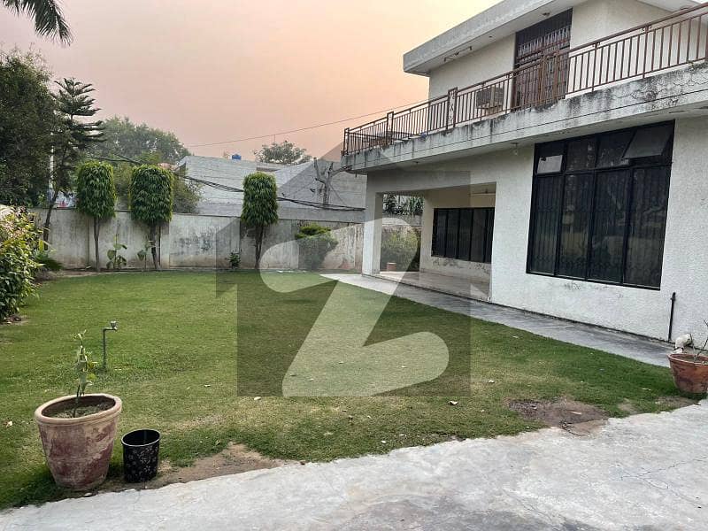 4 Kanal Old House For Sale Model Town Block B, Model Town, Lahore
