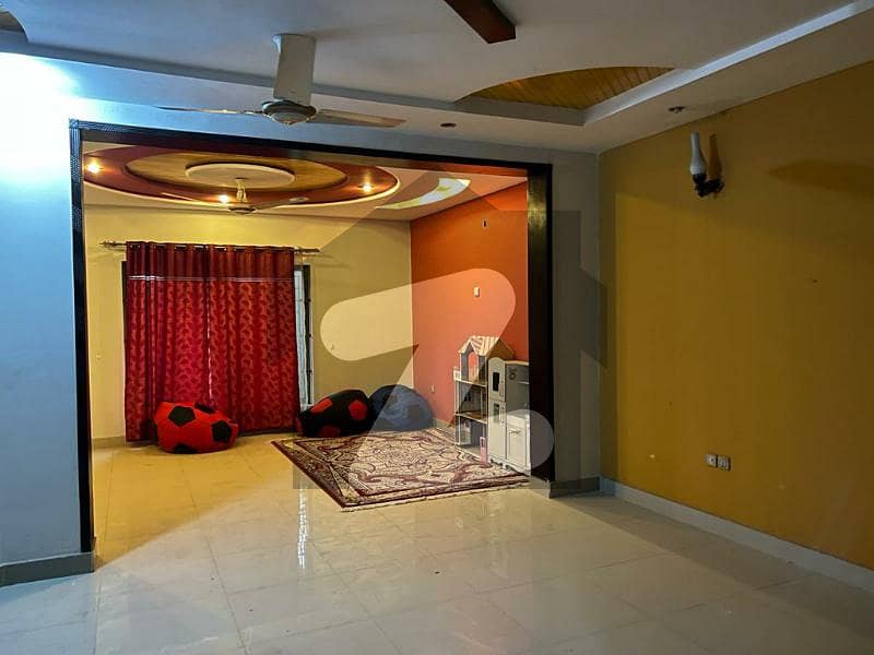بحریہ ٹاؤن جاسمین بلاک بحریہ ٹاؤن سیکٹر سی بحریہ ٹاؤن لاہور میں 5 کمروں کا 10 مرلہ مکان 3 کروڑ میں برائے فروخت۔