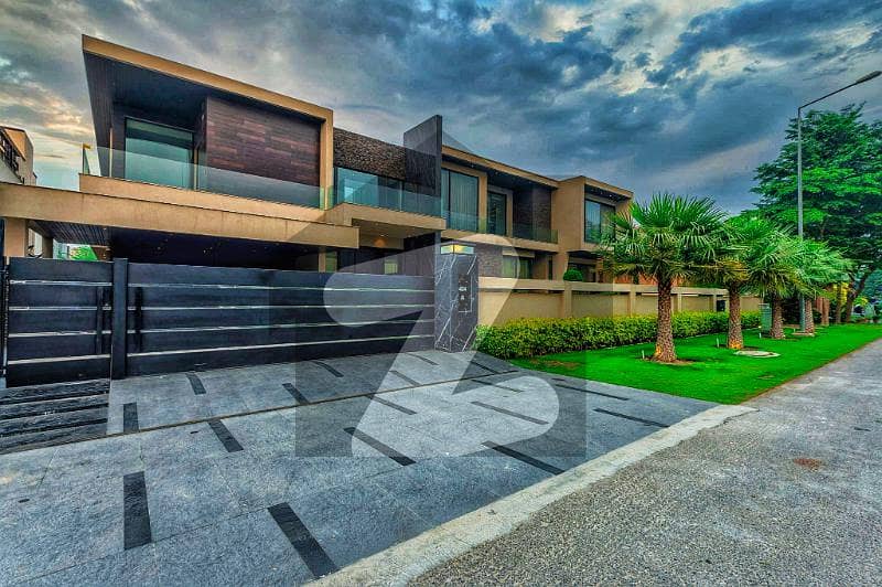 2 Kanal Modern Style Beautiful Villa For Sale in DHA Phase 6 2 Kanal Modern Style Beautiful Villa For Sale in DHA Phase 6