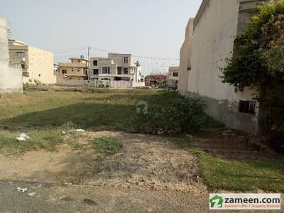 Ideal For Semi Commercial Plot Main 100 Feet Road Near Main Gate Main College Road Near Park Commercial Daewoo Stop