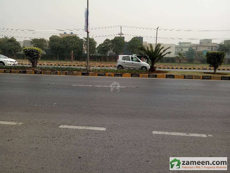Main 150 Feet Road Khayaban- E Jinnah Road 2 Kanal Link To Motorway Link Road Plot For Sale Main 150 Feet Road Khayaban- E Jinnah Road 2 Kanal Link To Motorway Link Road Plot For Sale