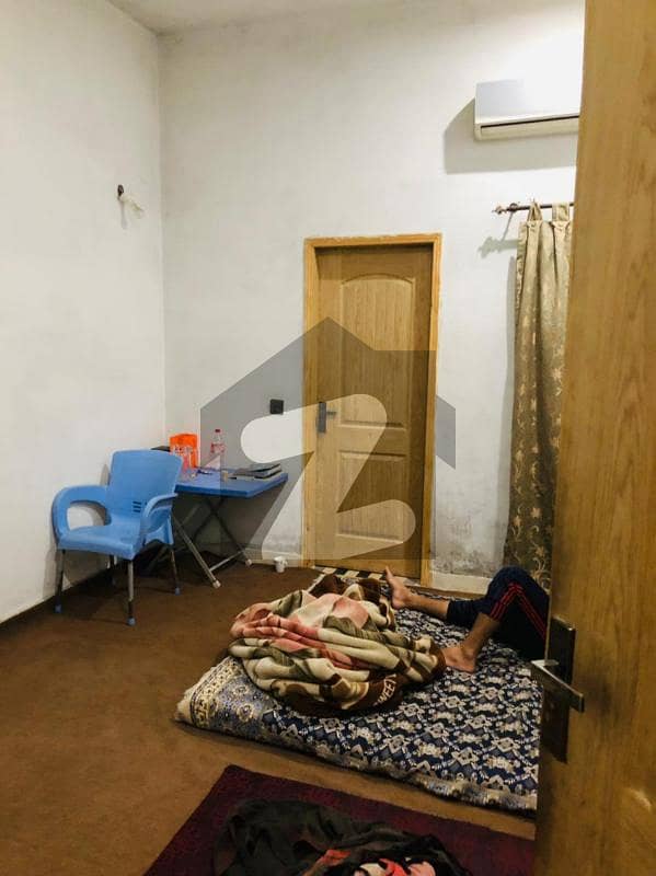 ٹی اینڈ ٹی آبپارہ ہاؤسنگ سوسائٹی ۔ بلاک اے ٹی اینڈ ٹی آبپارہ ہاؤسنگ سوسائٹی لاہور میں 2 کمروں کا 6 مرلہ مکان 1.2 کروڑ میں برائے فروخت۔