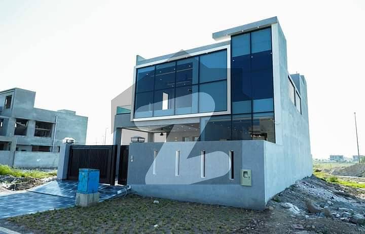 10 MARLA MODERN HOUSE FOR SALE HOT LOCATION OF DHA PHASE 6