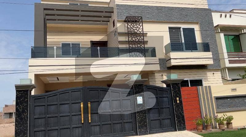 10.75 Marla Brand New Luxury Beautiful House For Sale In Model Town Multan