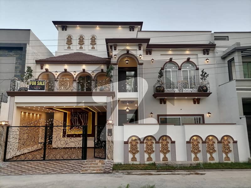 Jeewan City - Phase 3 9 Marla House Up For sale