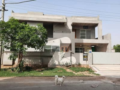 1 Kanal House In Only Rs. 57,500,000