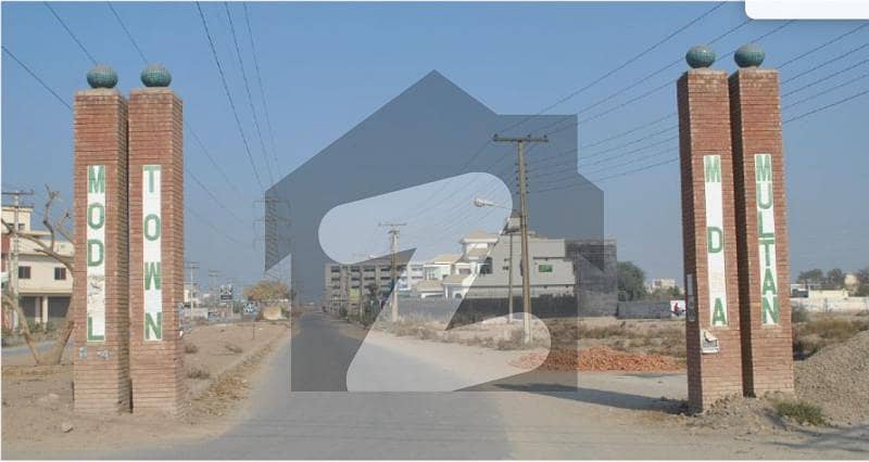 Shop Available At Highly Affordable Price In Modal Town Multan