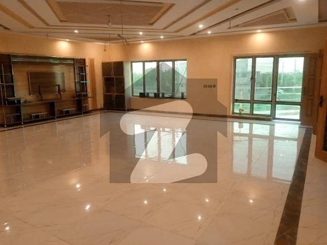 1 kanal beautiful upper portion for Rent