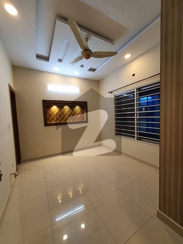 Studio Office Available For Rent G-13 Studio Office Available For Rent G-13