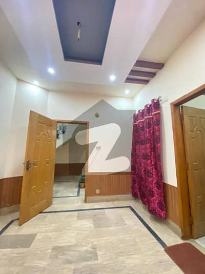 پیراگون سٹی لاہور میں 3 کمروں کا 5 مرلہ مکان 55 ہزار میں کرایہ پر دستیاب ہے۔