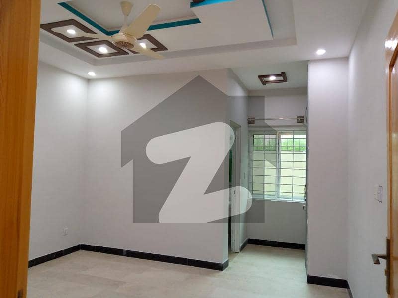 8 Marla Basement Available For Rent 8 Marla Basement Available For Rent