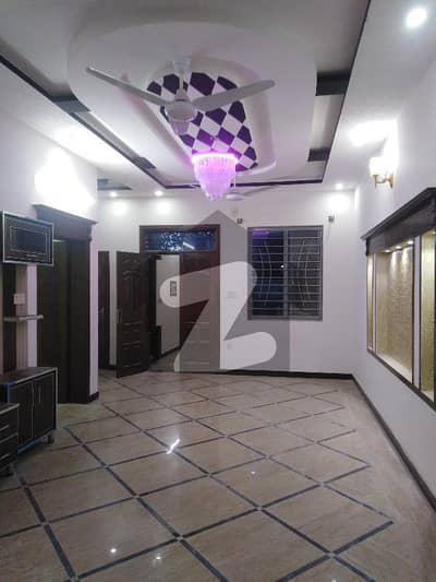 میسرائل روڈ راولپنڈی میں 4 کمروں کا 6 مرلہ مکان 1.6 کروڑ میں برائے فروخت۔
