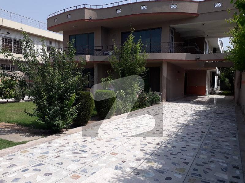 Capital girl hostel g6 blue area Islamabad available for rent