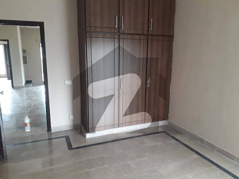 5 Bed, Double Unit Is Available For Rent In Paragon City