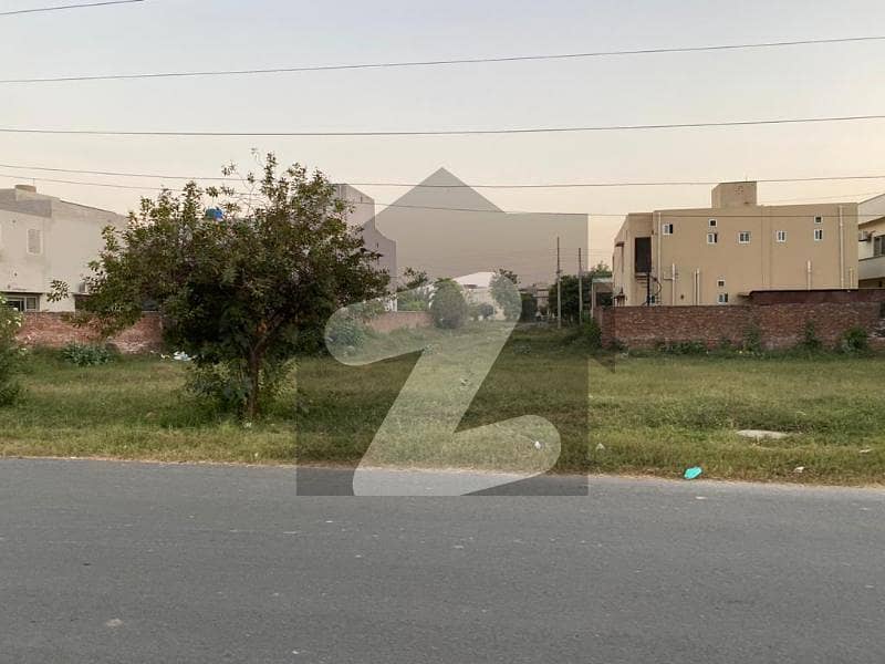 8 Marla Possession Commercial Plot Available For Sale On 50 Ft Road