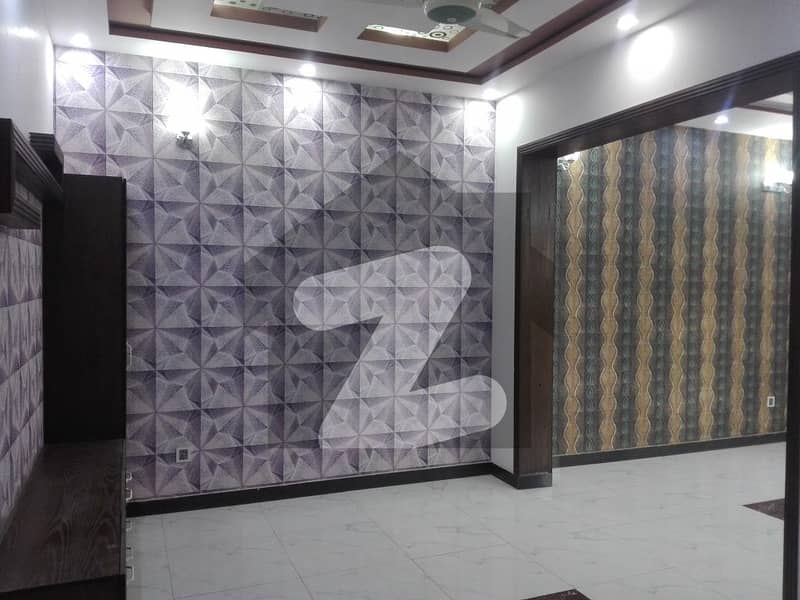 پنجاب یونیورسٹی سوسائٹی فیز 2 پنجاب یونیورسٹی ایمپلائیز سوسائٹی لاہور میں 4 کمروں کا 7 مرلہ مکان 2.6 کروڑ میں برائے فروخت۔