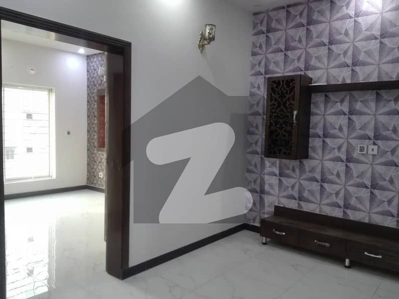 پنجاب یونیورسٹی سوسائٹی فیز 2 پنجاب یونیورسٹی ایمپلائیز سوسائٹی لاہور میں 3 کمروں کا 5 مرلہ مکان 1.35 کروڑ میں برائے فروخت۔