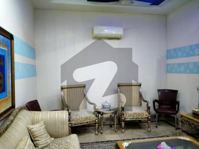 سینٹرل پارک ۔ بلاک جی سینٹرل پارک ہاؤسنگ سکیم لاہور میں 8 کمروں کا 1 کنال مکان 2.9 کروڑ میں برائے فروخت۔
