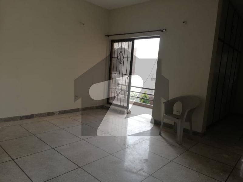 Modern Location 01 Kanal Upper Portion Is Available For Rent In DHA Phase 2