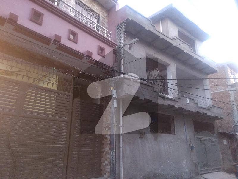 ڈھوک کشمیریاں راولپنڈی میں 2 کمروں کا 6 مرلہ مکان 2.3 کروڑ میں برائے فروخت۔