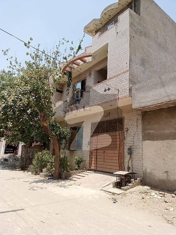 House In Marghzar Officers Colony Sized 1125 Square Feet Is Available