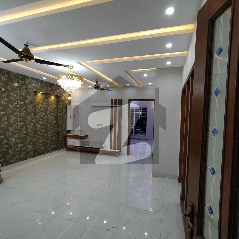 A Block Beautiful Double Storey House For Sale In Central Park Lahore